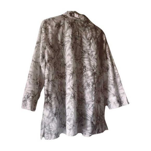 Women's 16 Alfred Dunner Sheer Button Down Shirt - Picture 13 of 15